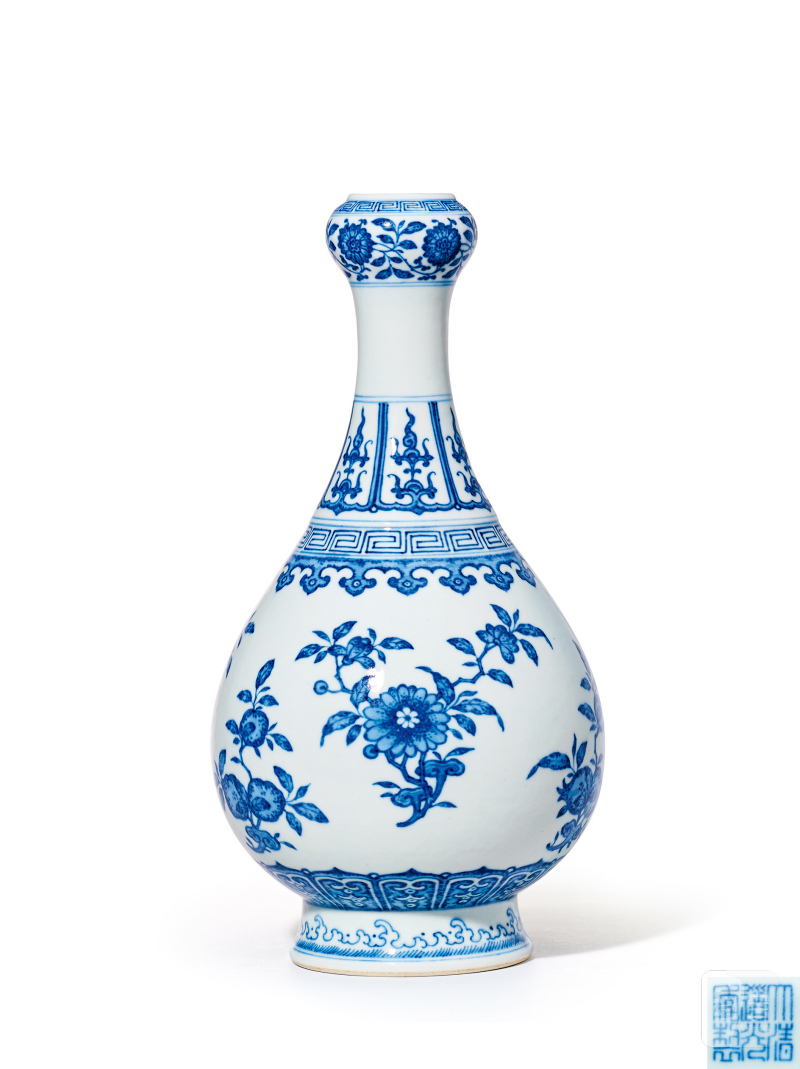 清道光 青花折枝花果纹蒜头瓶 - 图1